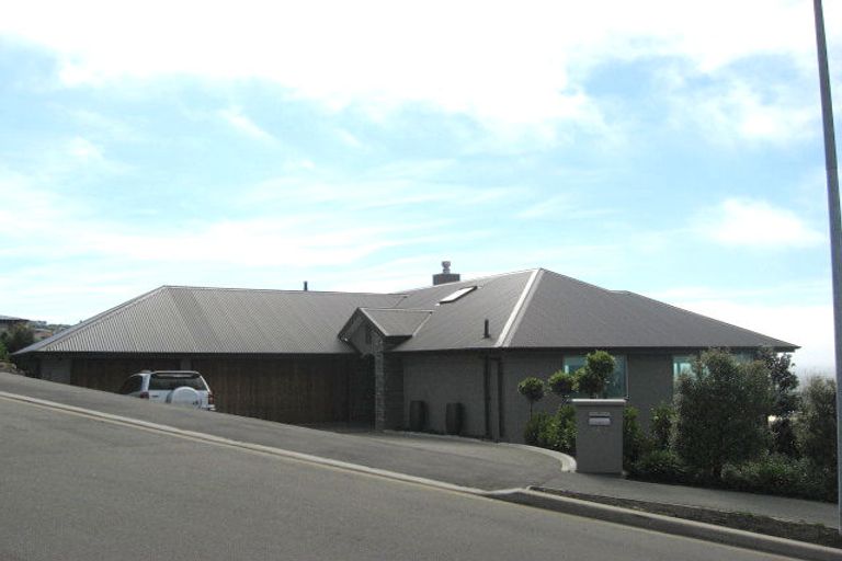 Photo of property in 140 Glenstrae Road, Redcliffs, Christchurch, 8081