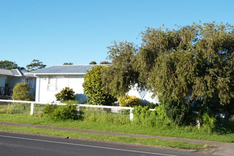 Photo of property in 83 Skipton Street, Mangere East, Auckland, 2024