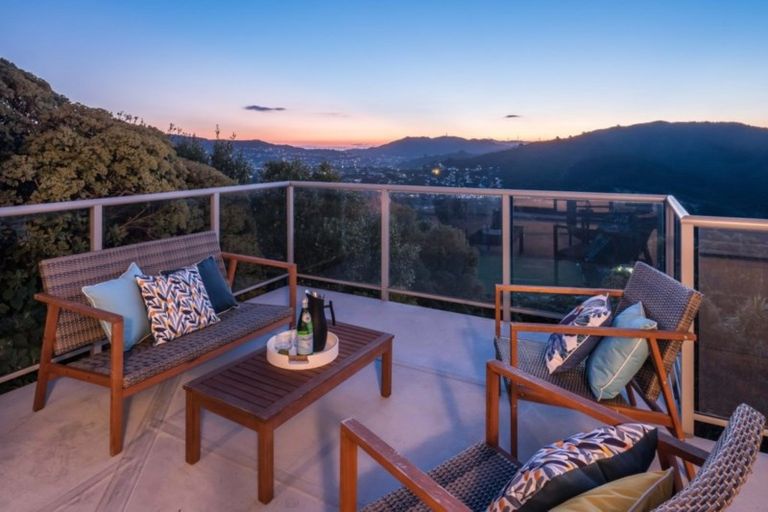 Photo of property in 177 Orangi Kaupapa Road, Northland, Wellington, 6012