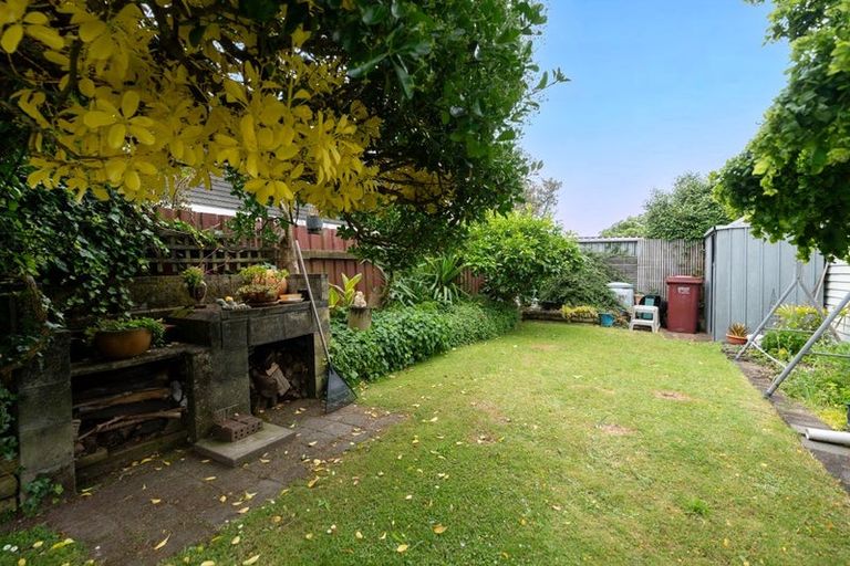 Photo of property in 14 Camellia Place, Hamilton Lake, Hamilton, 3204