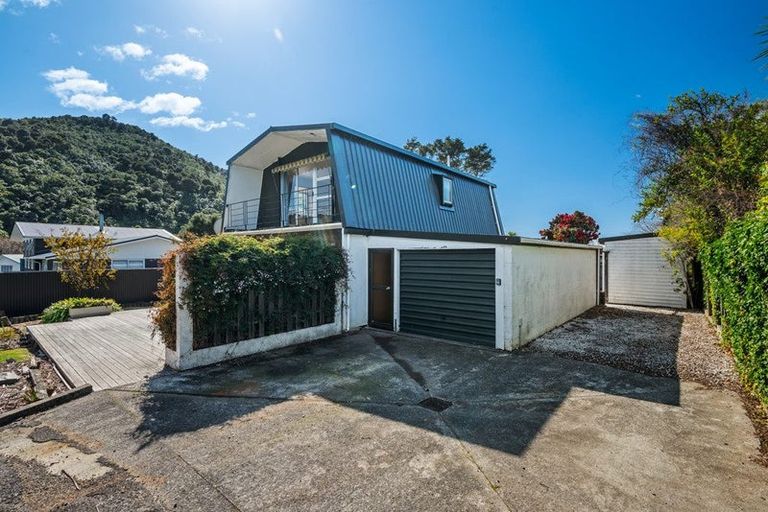 Photo of property in 29 Ranui Street, Waikawa, Picton, 7220
