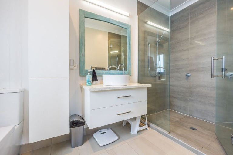 Photo of property in 76 Madison Terrace, Silverdale, 0932