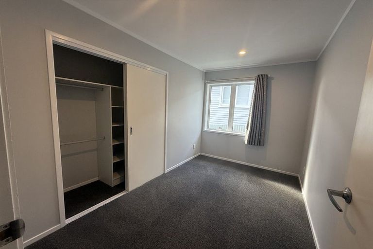 Photo of property in 1/324 Swanson Road, Henderson, Auckland, 0610