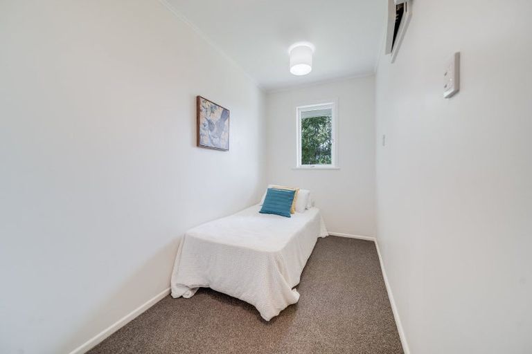 Photo of property in 16 Thornton Place, Melville, Hamilton, 3206