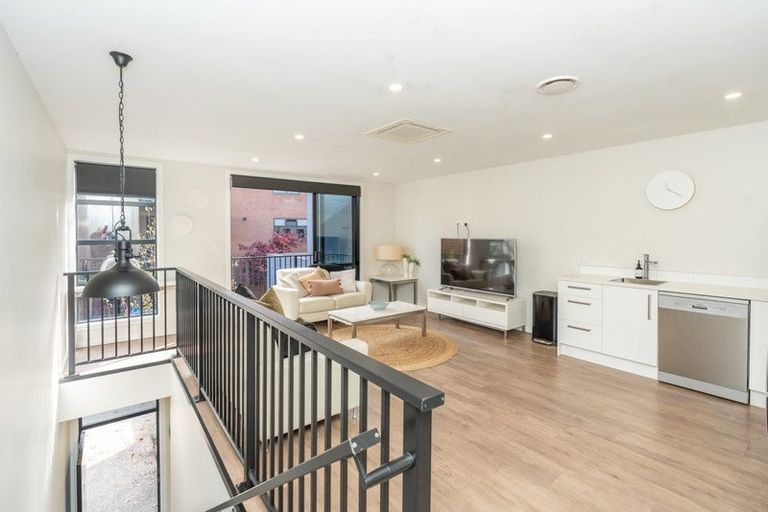 Photo of property in 20 Village Quarter Lane, Frankton, Hamilton, 3204