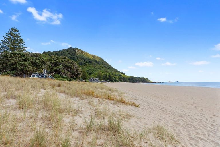 Photo of property in 10 Marine Parade, Mount Maunganui, 3116