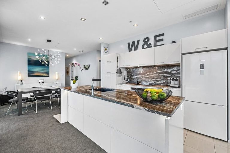 Photo of property in Sentinel Apartments, 1804/3 Northcroft Street, Takapuna, Auckland, 0622