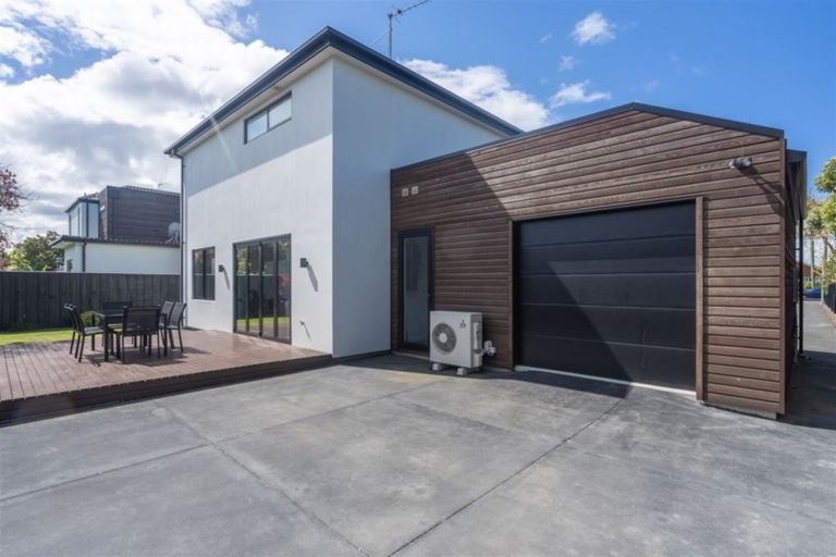 Photo of property in 153a Ilam Road, Ilam, Christchurch, 8041