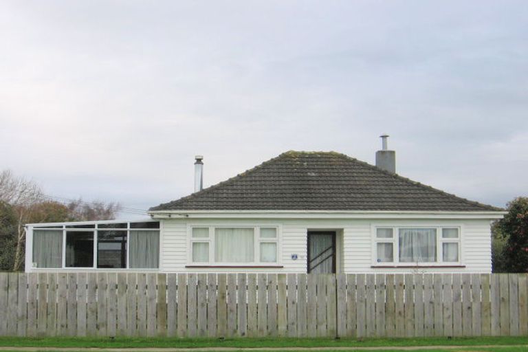 Photo of property in 45a Cook Street, Foxton, 4814