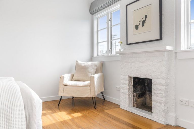 Photo of property in 2/27 Calliope Road, Devonport, Auckland, 0624