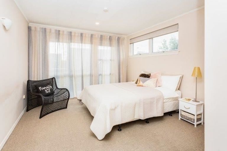 Photo of property in 1/15a Bennett Street, St Albans, Christchurch, 8052