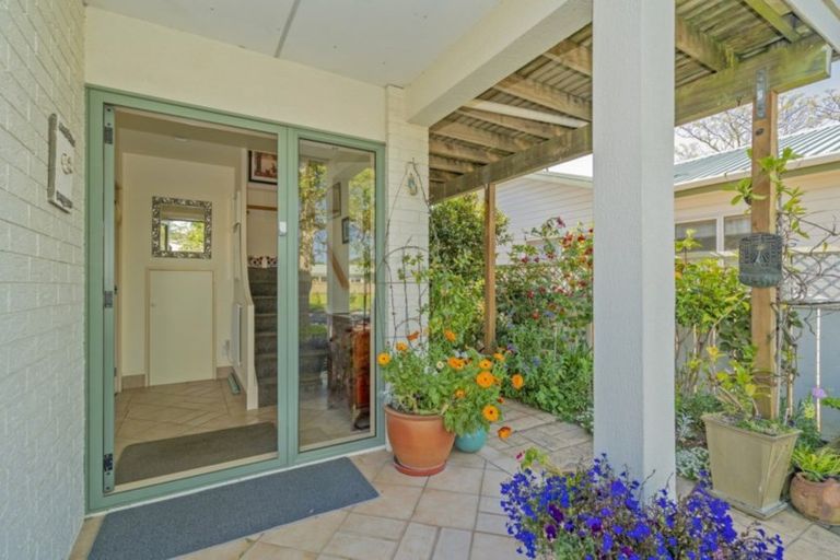 Photo of property in 2 Endeavour Close, Whitianga, 3510