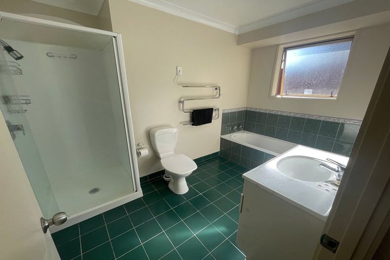 Photo of property in 2/45 Union Road, Howick, Auckland, 2014