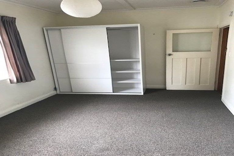 Photo of property in 192 Tasman Street, Mount Cook, Wellington, 6021