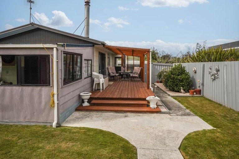 Photo of property in 57 Kowhai Avenue, Rangiora, 7400