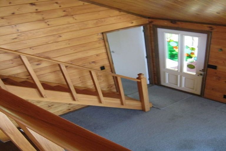 Photo of property in 13 Nebraska Way, Brooklyn, Wellington, 6021