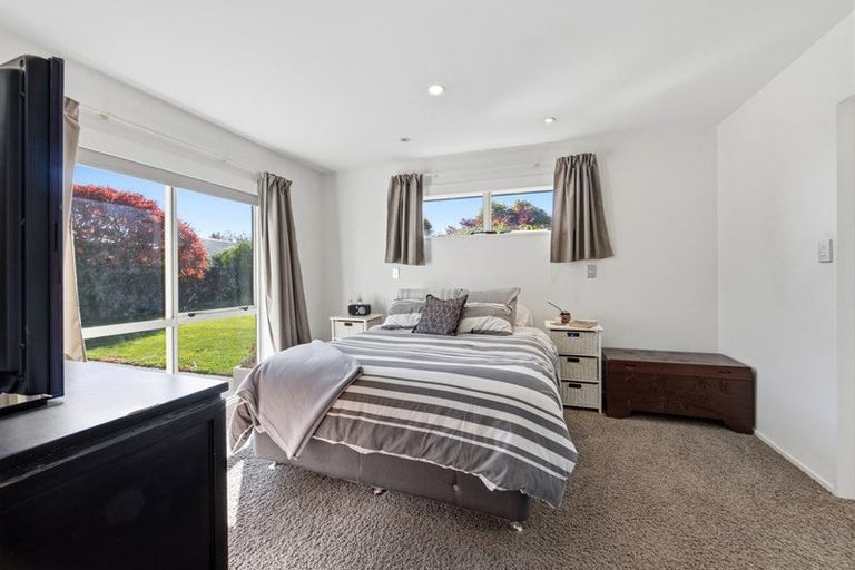 Photo of property in 12 Sophia Gardens, Halswell, Christchurch, 8025