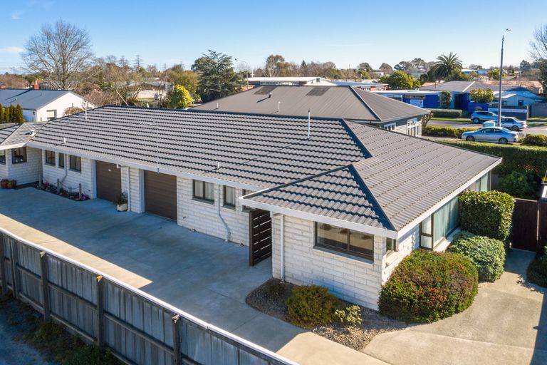 Photo of property in 1/201 Harewood Road, Papanui, Christchurch, 8053