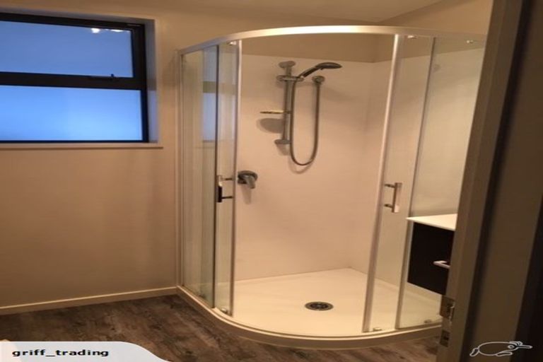 Photo of property in 1/477 Barbadoes Street, Edgeware, Christchurch, 8013