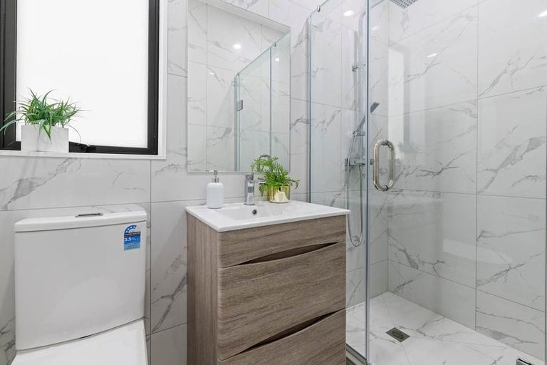 Photo of property in 69 Clevedon Road, Papakura, 2110