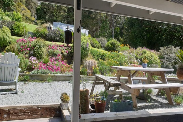 Photo of property in 14 Maning Street, Kohukohu, 0491