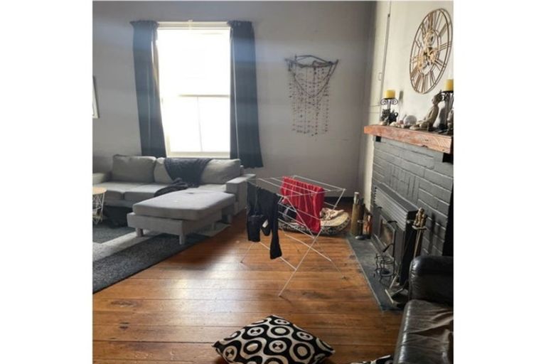 Photo of property in 230 Grey Street, Palmerston North, 4414