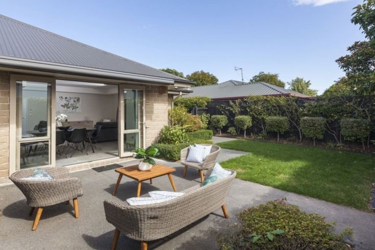 Photo of property in 70e Jeffreys Road, Fendalton, Christchurch, 8052