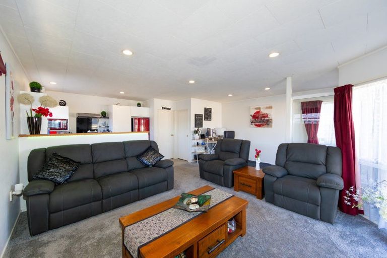 Photo of property in 3/909 Clive Street, Akina, Hastings, 4122