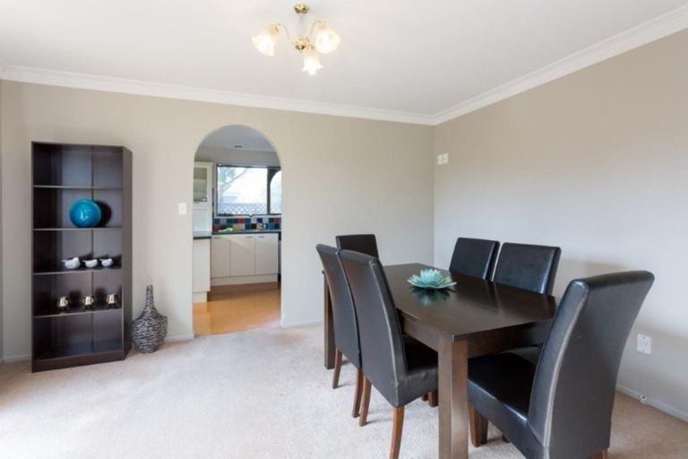 Photo of property in 6 Montclare Avenue, Ilam, Christchurch, 8041