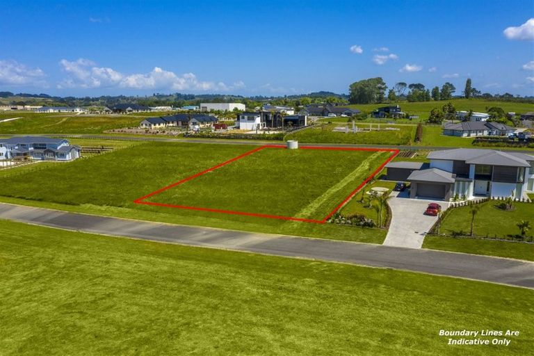 Photo of property in 10 Throttle Close, Dairy Flat, 0794