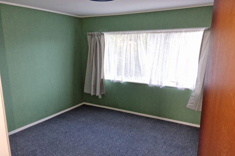Photo of property in 2/28 Rata Street, New Lynn, Auckland, 0600