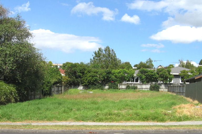 Photo of property in 48a Picasso Drive, West Harbour, Auckland, 0618