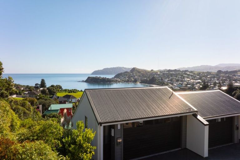 Photo of property in Ocean View Estate, 8/26 View Road, Titahi Bay, Porirua, 5022