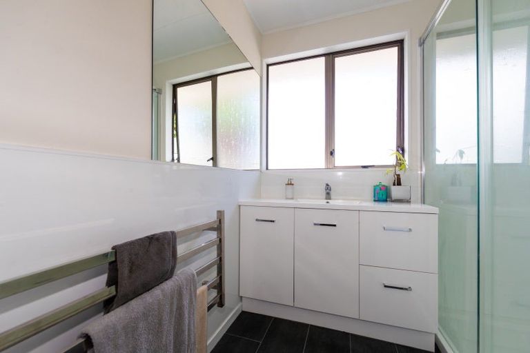 Photo of property in 43 Ryan Crescent, Greenmeadows, Napier, 4112