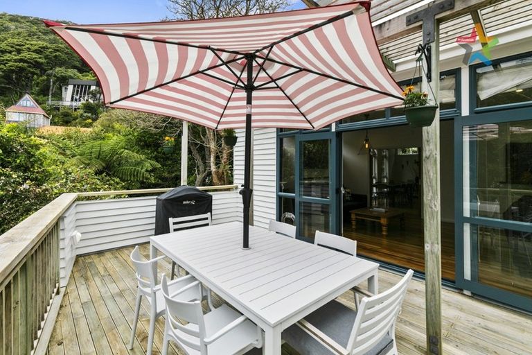 Photo of property in 1 Huia Road, Days Bay, Lower Hutt, 5013