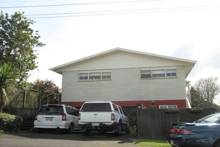 Photo of property in 8 Koromiko Street, Inglewood, 4330