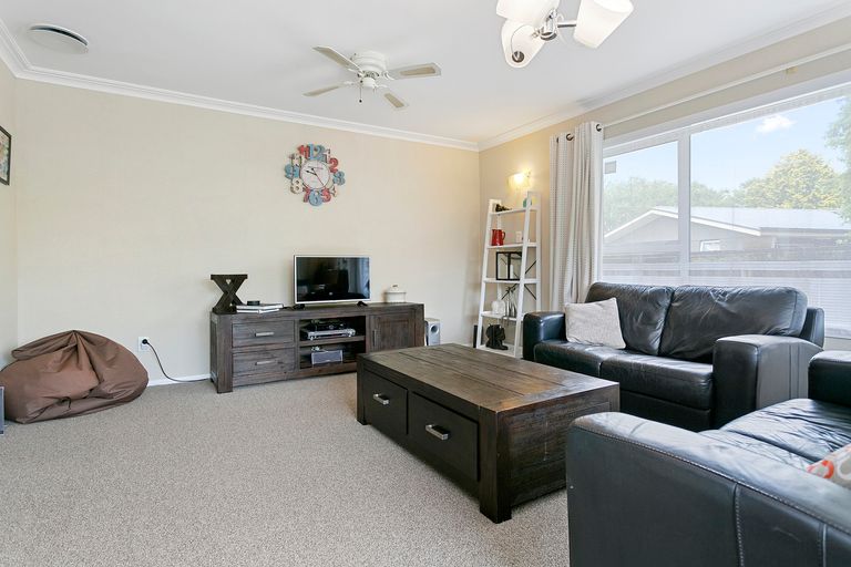 Photo of property in 160 Williams Street, Cambridge, 3434