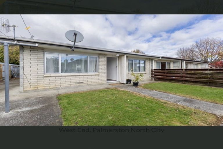 Photo of property in 11 South Street, West End, Palmerston North, 4410