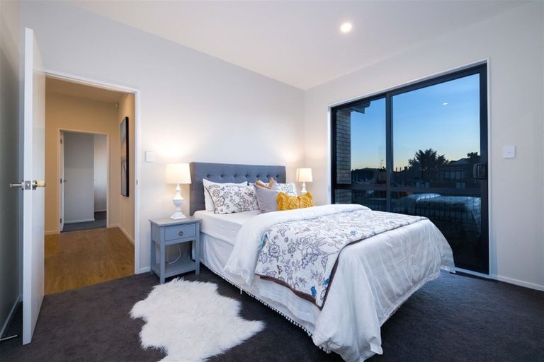 Photo of property in 44 Holcroft Street, Papakura, 2110