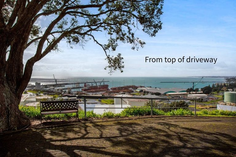 Photo of property in 22c Findlay Street, Moturoa, New Plymouth, 4310