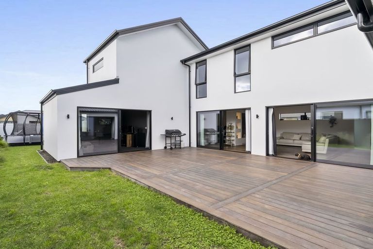 Photo of property in 6 Timara Crescent, Marshland, Christchurch, 8083
