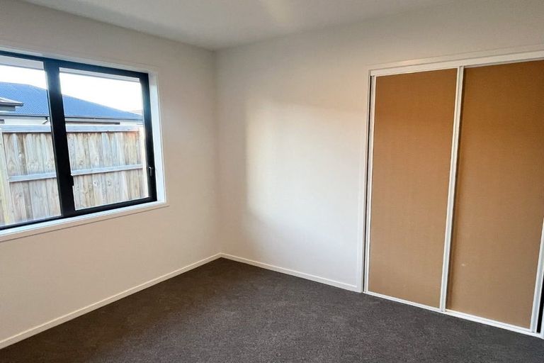 Photo of property in 114 Broadway Parade, Rolleston, 7615