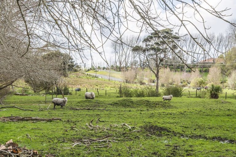 Photo of property in 25 Bawden Road, Dairy Flat, Albany, 0792