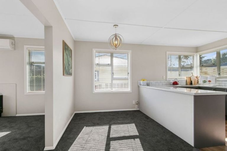 Photo of property in 16 Roberts Street, Wainuiomata, Lower Hutt, 5014
