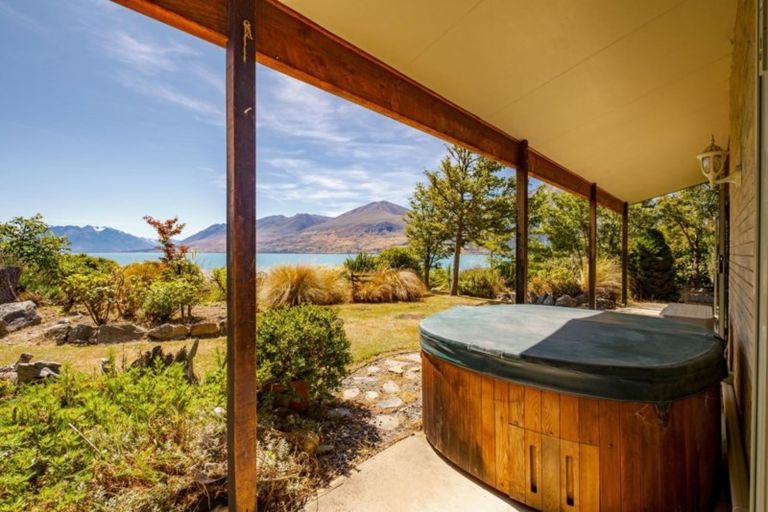 Photo of property in 8 Ohau Drive, Lake Ohau, Twizel, 9412