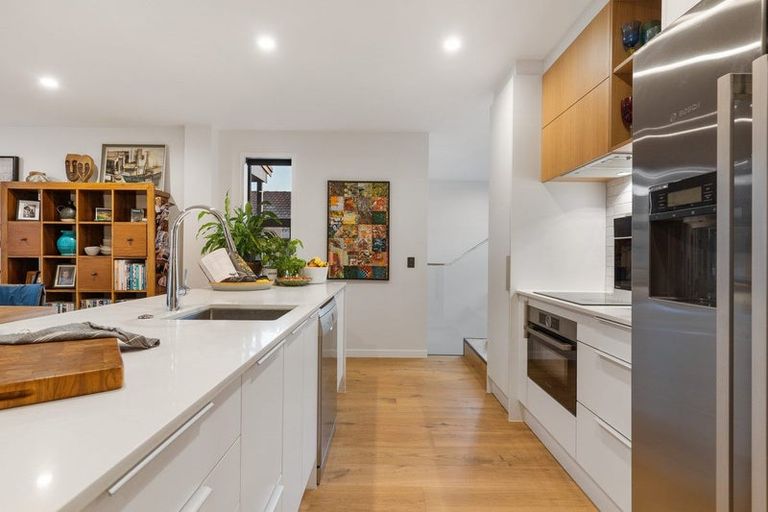 Photo of property in 23 Banks Avenue, Mount Maunganui, 3116