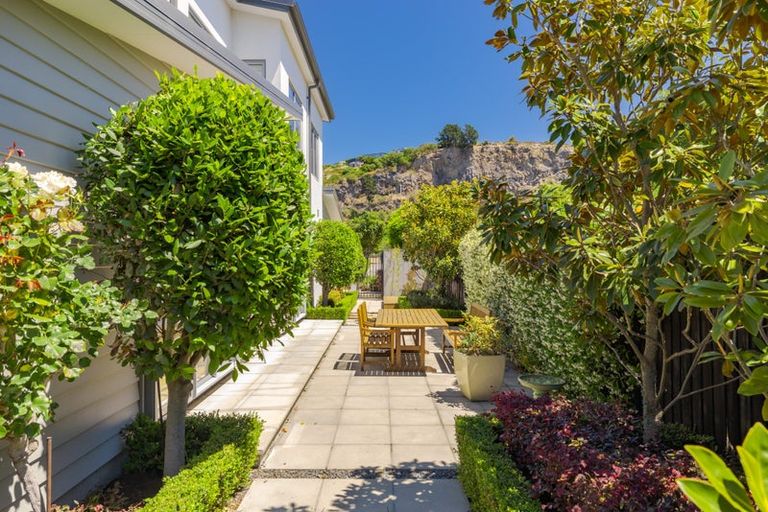 Photo of property in 51a Main Road, Redcliffs, Christchurch, 8081