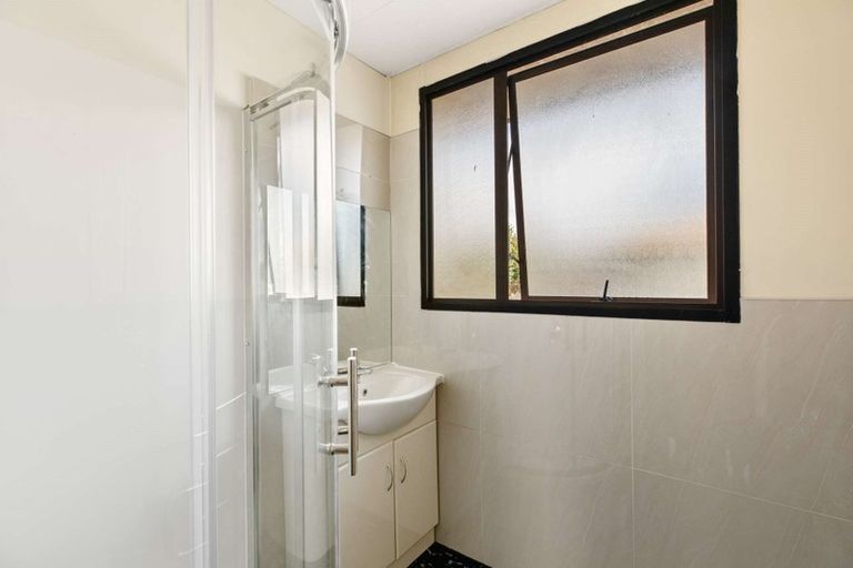 Photo of property in 1/62 Othello Drive, Clover Park, Auckland, 2023