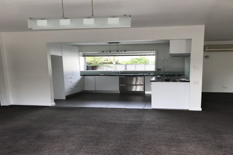Photo of property in 2/56 Wroxton Terrace, Merivale, Christchurch, 8014