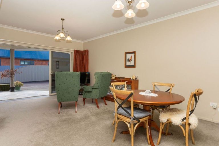 Photo of property in 118 Guy Street, Dannevirke, 4930